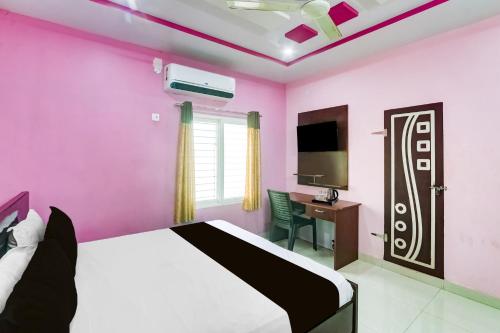 Imagine din galeria proprietății Hotel O Shrihaan Residency în Rāmachandrapuram