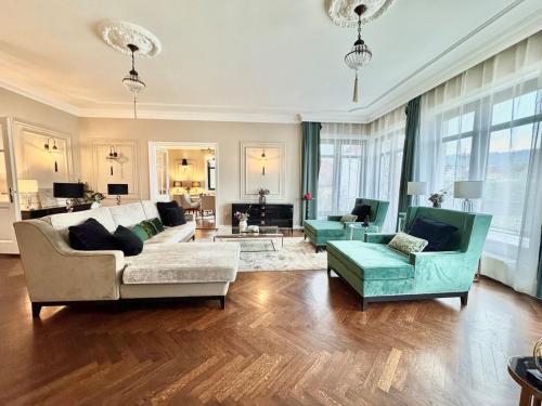 Billede fra billedgalleriet på Luxury Villa - Solymar Residence i Solymár