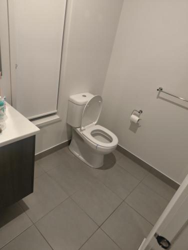 Koupelna v ubytování 2 Serene rooms with beautiful creek views