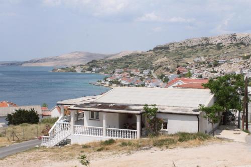 Apartment Metajna 6426c