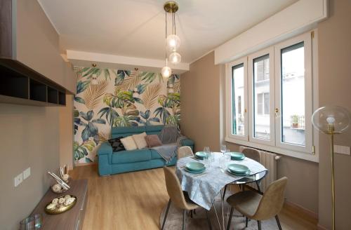 Stylish Apartment with Private Terrace & 2 Baths