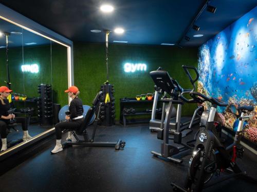 Fitness centrum a/nebo fitness zařízení v ubytování ibis Styles Santander