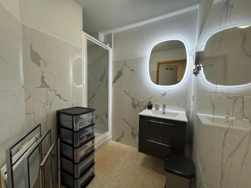 Phòng tắm tại THOLLON - 6 pers, 70 m2 - FR-1-498-125