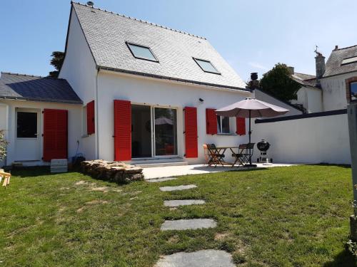 Maison récente près de la plage, 4 pers, 2 ch, jardin clos - FR-1-775-64