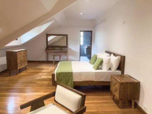 Postel nebo postele na pokoji v ubytování Turtle bay view private villa