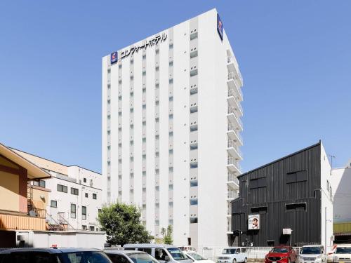 Tòa nhà nơi khách sạn tọa lạc