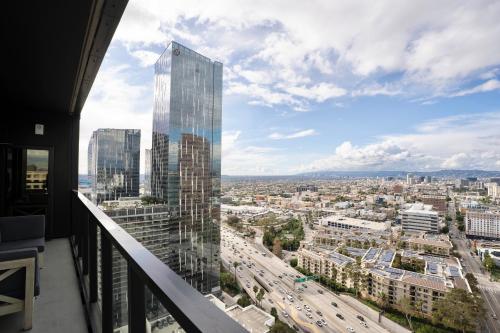 Sky High at Beaudry 2 Bed Apt WITH FREE PARKING photo 60