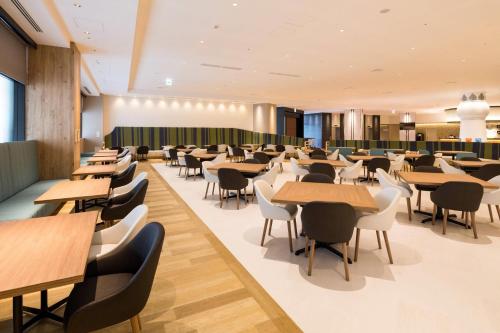 Restaurace v ubytování Comfort Suites Tokyo Bay