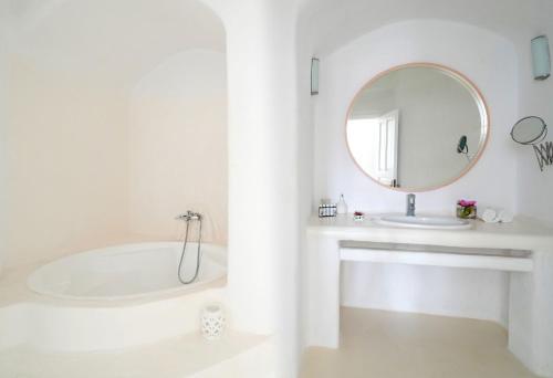 Un baño de Villa Super Two in Super Paradise