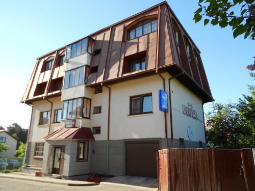 Budova, kde se hotel nachází