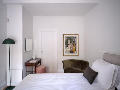 12ve Plaka, a Chic Apartment in the Heart of Plaka