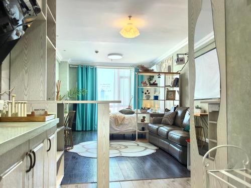 Kuchyň nebo kuchyňský kout v ubytování Meizuo Seaside Residence, near the seaside