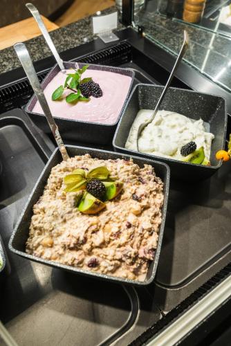 Jídlo v hotelu nebo okolí