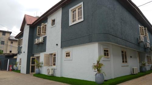 Presken Hotel Reliance, Allen, Ikeja, Lagos