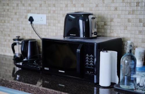 Gallery image of Stay Vista - Neon homeotel - 1 km from Airport in Pune