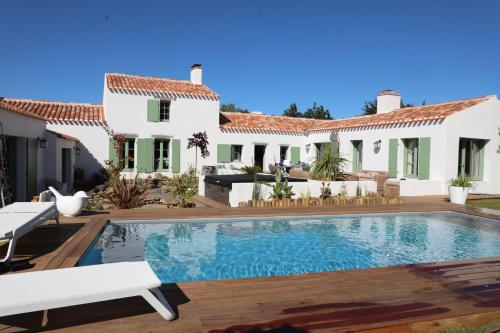 Magnifique villa Piscine Spa Billard
