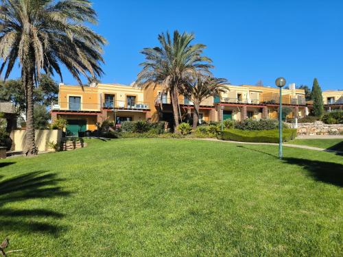 Casa Amarillo