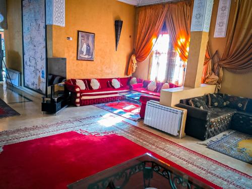 Posezení v ubytování Hotel Taddart