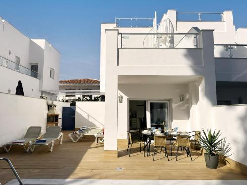 Nerja Paradise Rentals - Villa Bonilla