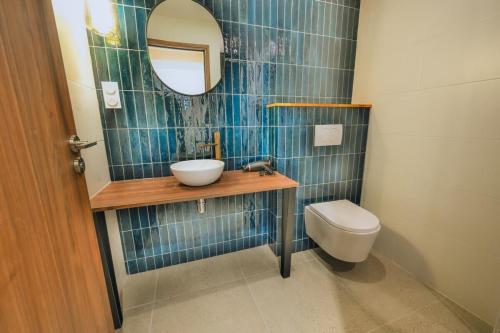 Et badeværelse på La Grange 1 - premium - spacieux avec terrasse et parking