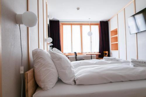 Afbeelding uit fotogalerij van Hôtel de la Maison de la Tourbière in Les Ponts-de-Martel