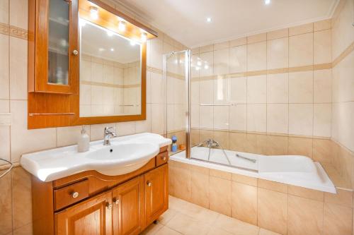 Et badeværelse på Villa Tzintzola