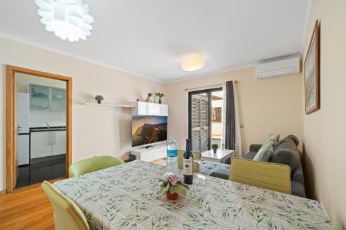 Lido Retreat Apartment