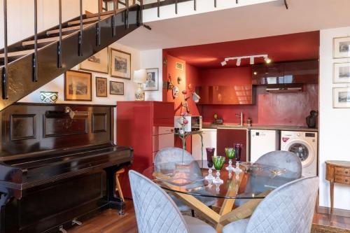 HOST4U - Suite la Scala at Palazzo dell'Orso in Milan City Center