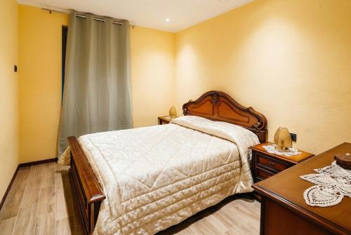 Postel nebo postele na pokoji v ubytování Chez Mario - 2 bedroom - Parking