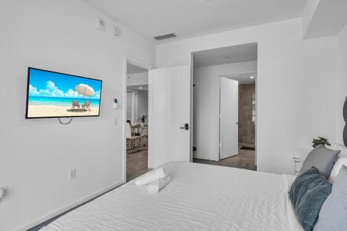 Waterline Corner Vies 2Br 2BA Suites photo 12