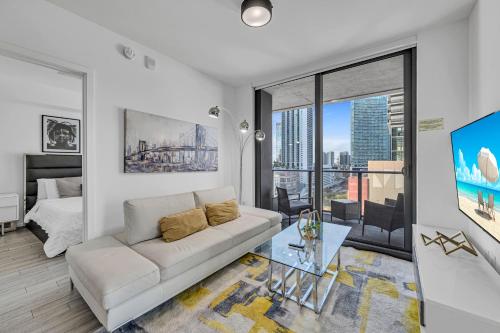 Waterline Corner Vies 2Br 2BA Suites photo 18