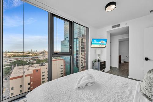 Waterline Corner Vies 2Br 2BA Suites photo 36
