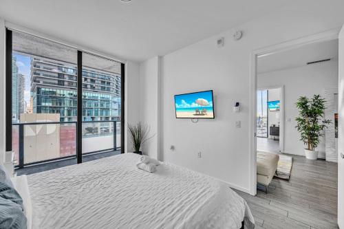 Waterline Corner Vies 2Br 2BA Suites photo 37