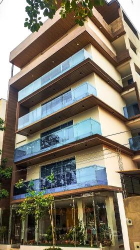Alojamiento de Alta Gama con Ascensor y Diseño Moderno