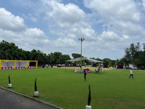 Oaspeți care stau la Madhuban Garden And Resort