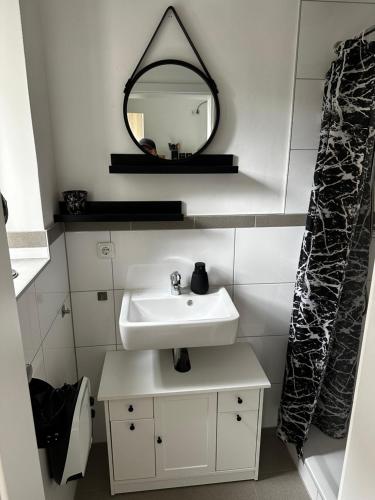 Phòng tắm tại COZY by Interior Apartments