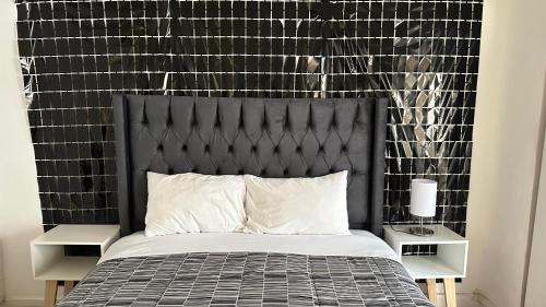 Postel nebo postele na pokoji v ubytování Alojamiento cerca a Metro Moneda