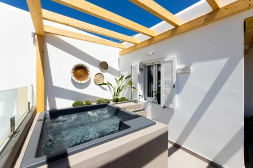 Фотография из галереи LOFTS the summer village apartments в городе Mármara