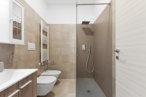 Modern apartment 10 min to Duomo, M3 Rogoredo