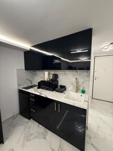 City Center Lux Studio