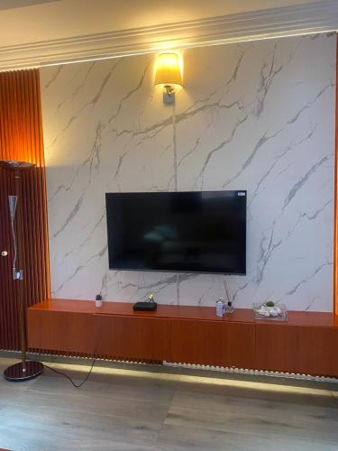 Et tv og/eller underholdning på Trevors Home Place