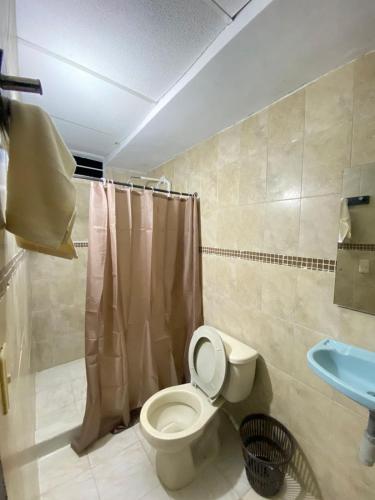 Et badeværelse på Paradise in Santa Marta