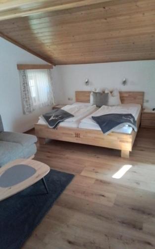 Postel nebo postele na pokoji v ubytování Lackenhof