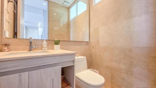 Et badeværelse på 2BR for 8 guests with views in Baru