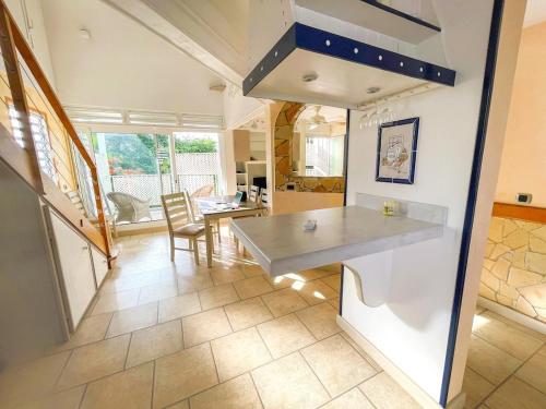 Peaceful stay in St Martin, Work and relaxation