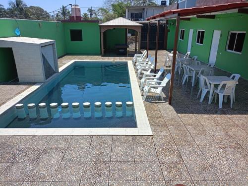 Πισίνα στο ή κοντά στο Tu Refugio en chachalacas