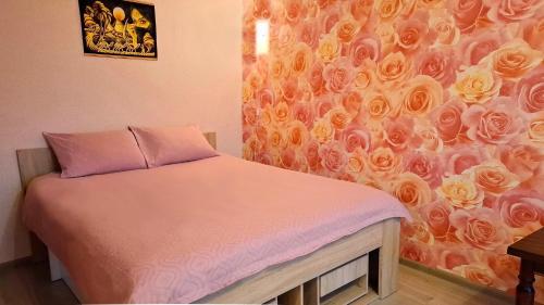 Кровать или кровати в номере Julia Apartment Riga Imanta