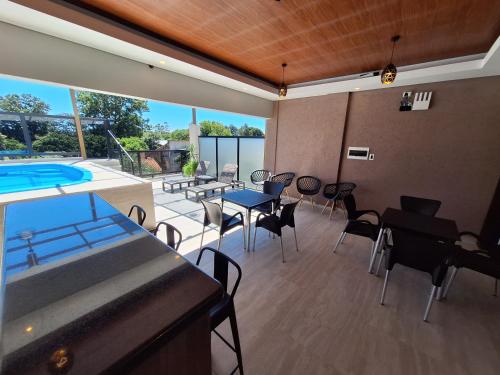 Piscina a Hotel Brasil o a prop