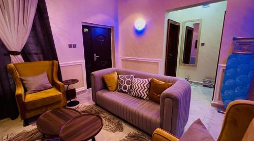 Φωτογραφία από το άλμπουμ του Flora By Bibaley Hotel στην Kaduna