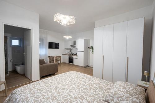 Gallery image of Casa di Viola - Fiori d arancio in Latina